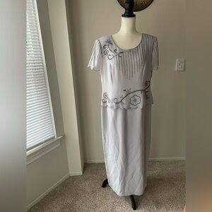 R & M Richards Embellished Beaded Midi Gown Size 14p Mother Of The Bride Dress